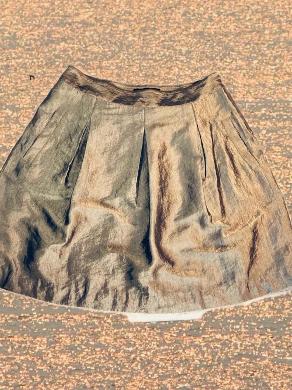BCBGMAXAZRIA Metallic Pewter Pleated Mini Skirt